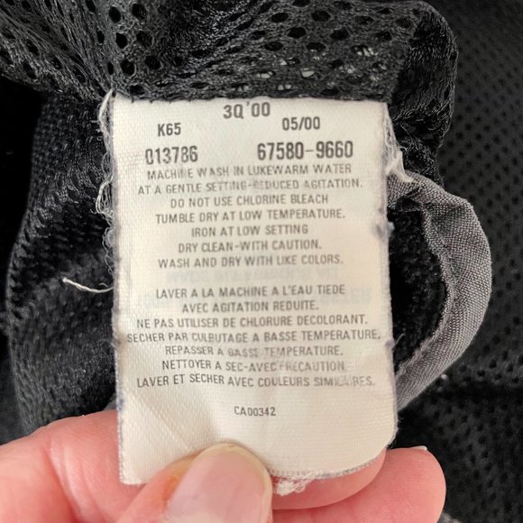 Levi's Fleece Zip Up Vest, Black/Grey, Size L - Picture 7 of 8